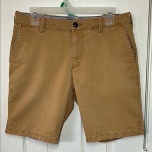 Express men’s Chino Stretch Short Pants. Waist size 30.